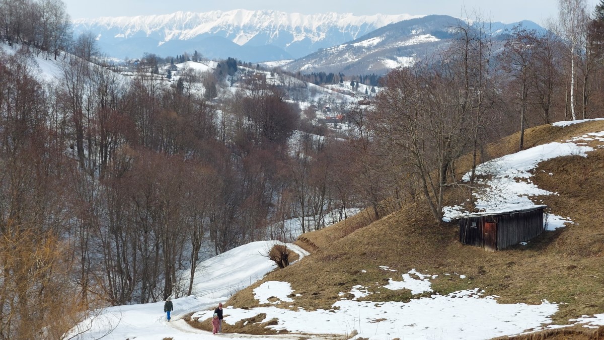 Echipa La Crăiță – oameni activi, pasionați de natură și drumeții